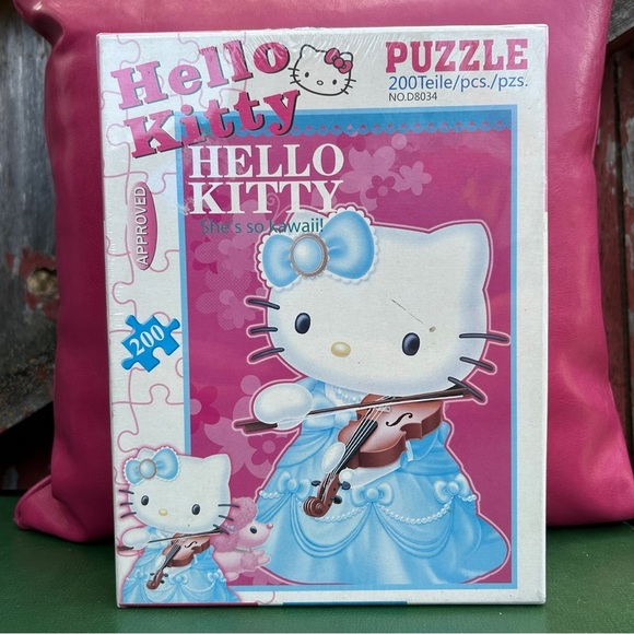 Hello Kitty Violin Puzzle - Pink and Blue Delight - Picture 1 of 3